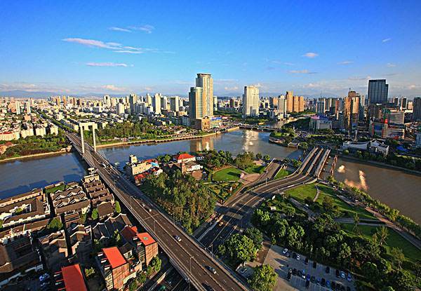 中国南方司机素质最高的3个城市 当地的司机让