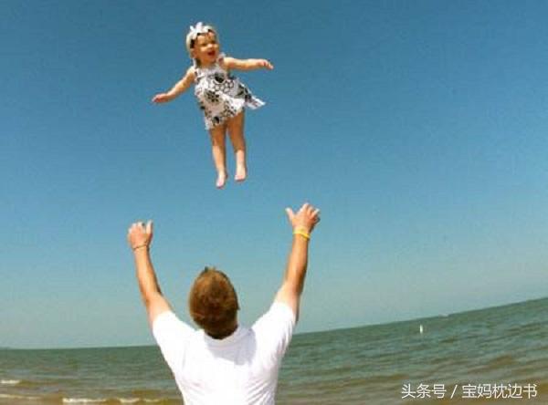 这几天被黑心月嫂晃晕孩子的视频刷屏,还有哪