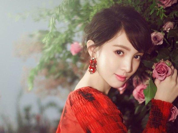 金晨为什么要离开唐人?金晨上诉唐人影视官