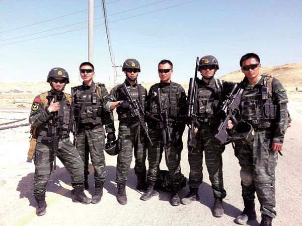 雪豹突击队单兵照片