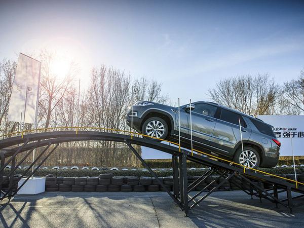 先于百度 高德车机版2.0绑定长安CS95