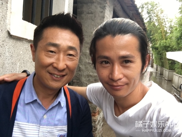 还记得《少年黄飞鸿》里的梁宽吗,他现在长这样!