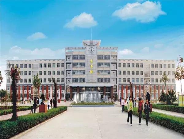 王村传来喜讯!河南省柘城县牛草帽年代北京荣阳西高中60城乡图片
