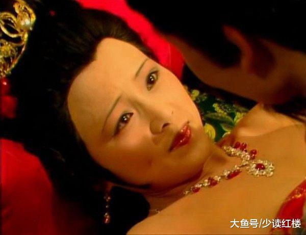 贾宝玉神游太虚幻境时, 为何梦里与可卿云雨?