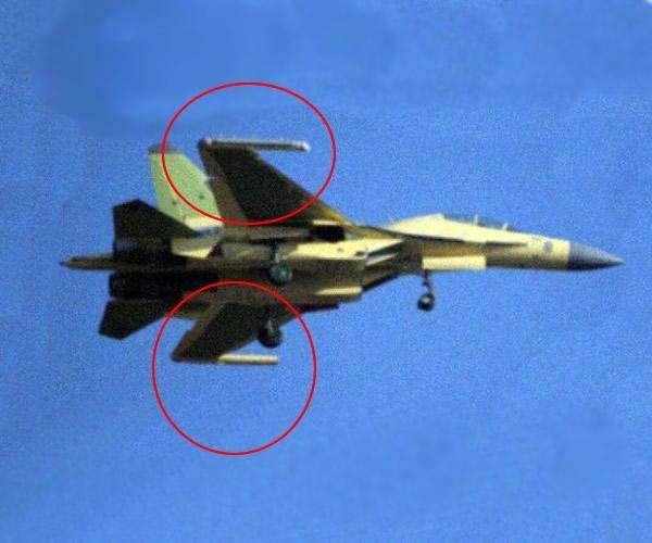 中国歼16D电子战机曝光,挂载能力极为强悍