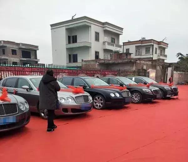 湛江又现土豪婚礼,豪车,乐团,龙虾