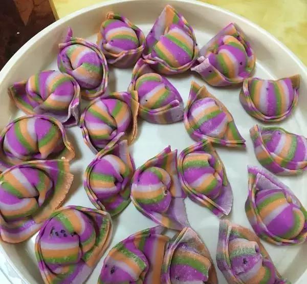 过年别再吃白面饺子啦,做五颜六色的彩色饺子