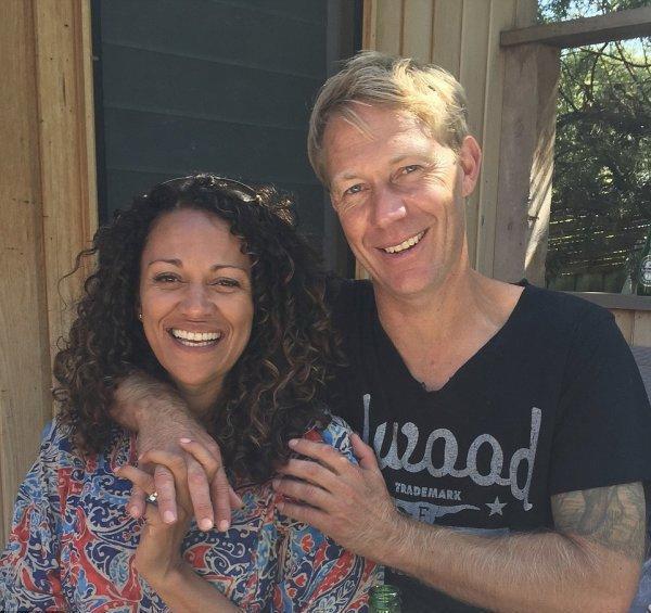 足球教练免费捐精千千万, 几年后竟然跟自己女