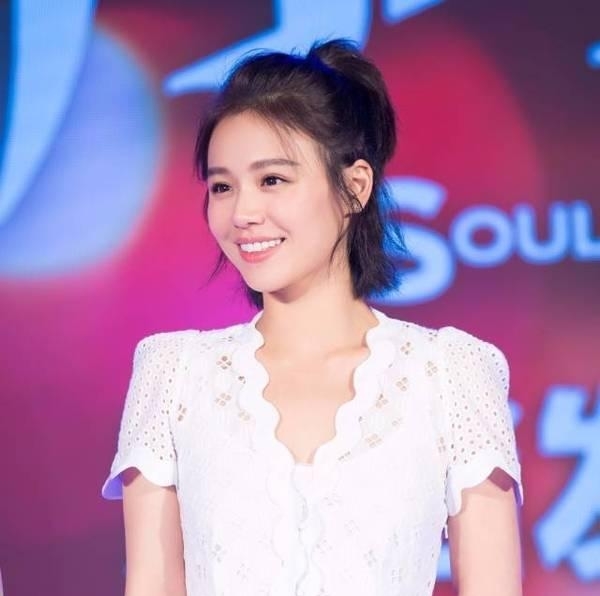 中长发怎么扎好看?看这几种简单扎法有你喜欢的么?