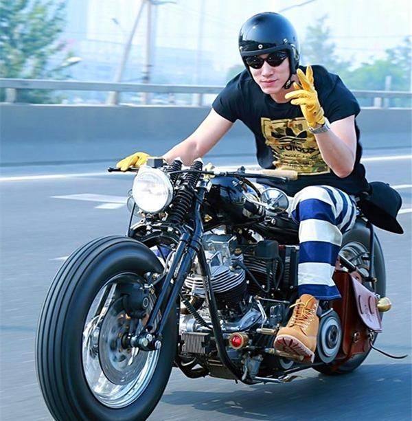 中国最有钱的厨子!买法拉利、兰博基尼超跑不