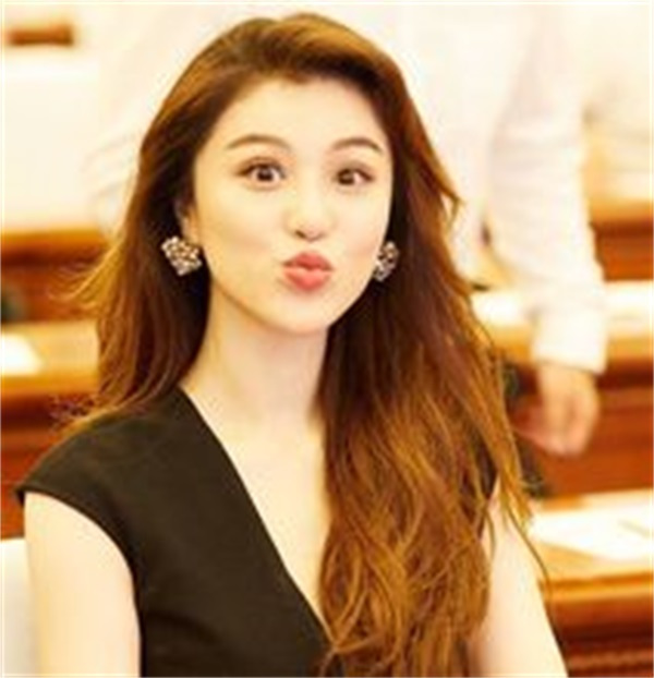 刘翔与葛天离婚真相：孕期出轨前男友导致流产！网友：难怪离婚！