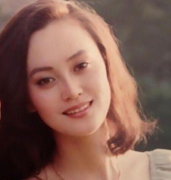 刘奕君和宋佳的矛盾是什么张嘉译同学得罪影后