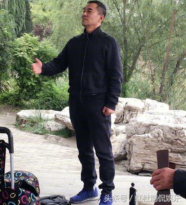 68岁正剧演员王庆祥，老少年网红卖萌成表情包大户，却自称本宝宝