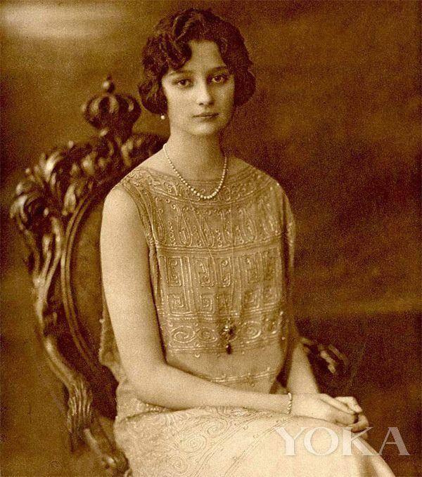 王室风云: 天妒红颜 人美心善的比利时王后没活到30岁