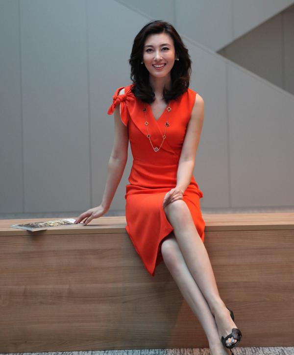 引领时尚的14位央视女主持人