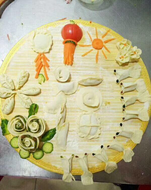 冬至了,美女护士花样包饺子,颜值与美味都是极