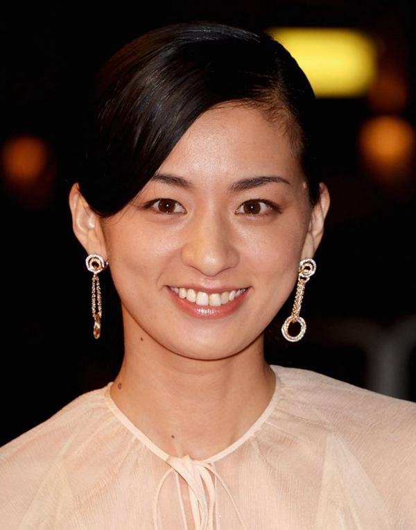 尾野真千子图片 尾野真千子图片大全 久久图片视频