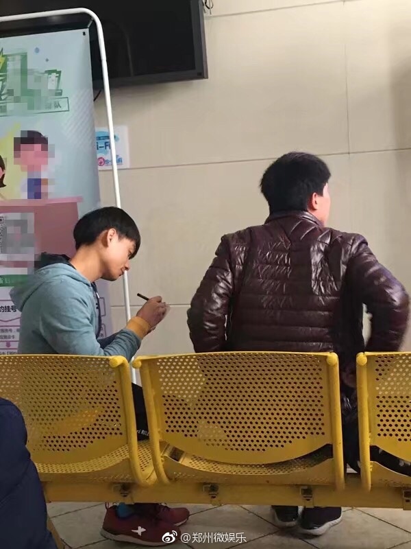 小伙自称聋哑人到医院乞讨 你会给钱吗?