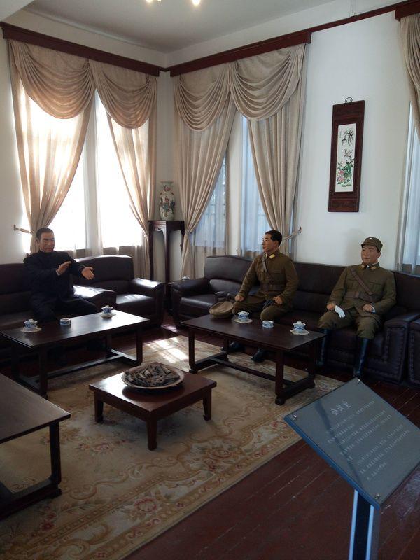 西安做客丝绸之路迎宾厅,先到繁华都市碑林区