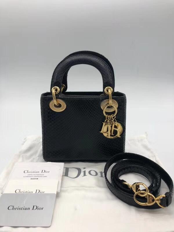 孔雀翎奢侈品鉴定培训:Dior戴妃包鉴定知识点