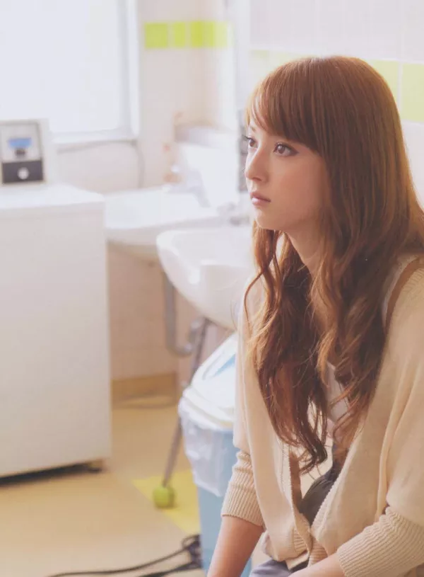 老公是个软饭男,他在外养小三我提出离婚,他竟