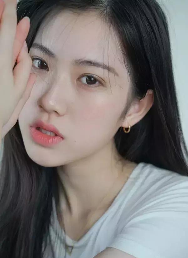 全国高校女神30强十月排行榜出炉，关晓彤颜值大众水平？！