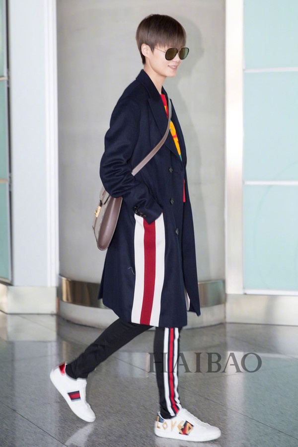 蔡依林的裤子实在是太帅了!马思纯和蒋欣是又