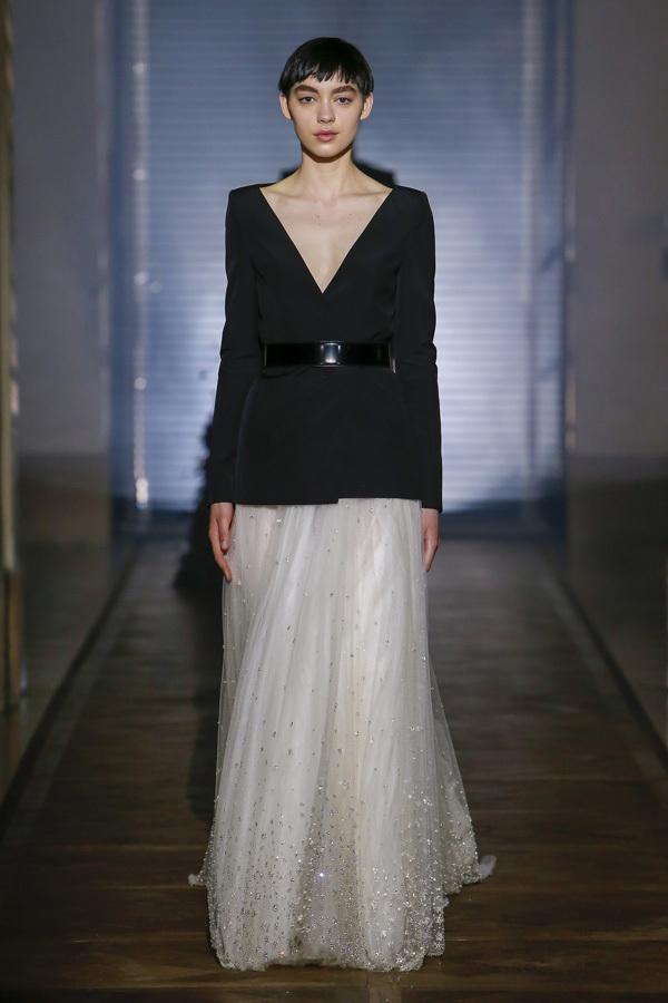 Givenchy发布2018春夏高定系列