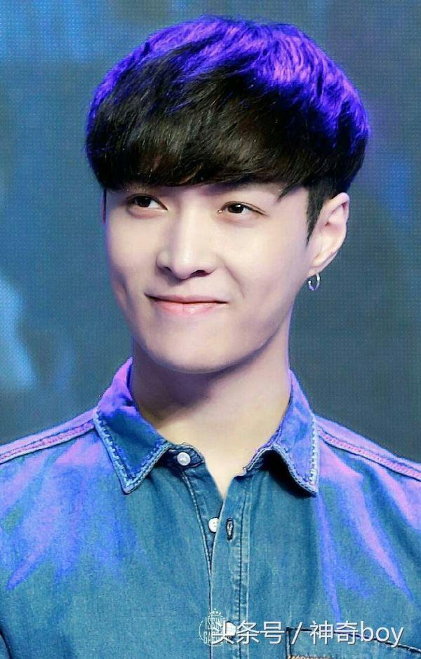 长沙小骄傲张艺兴成立工作室背后的故事