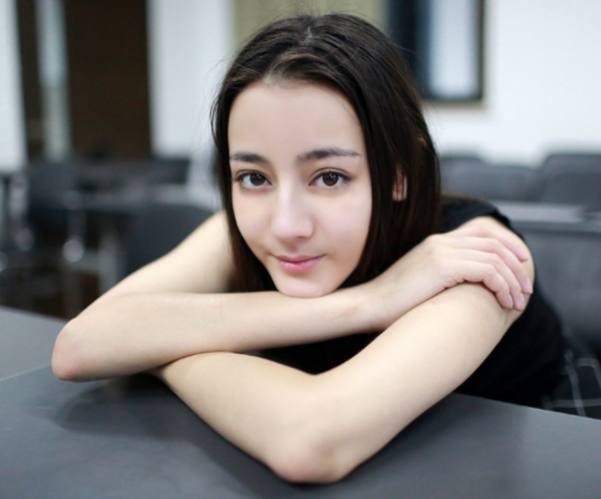 娱乐圈四个字名字的明星,除了迪丽热巴你还知