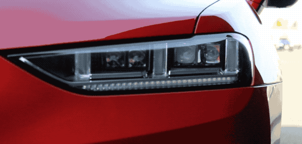 豪华感很强,如果盖上车标,估计没有几个人会说是国产品牌