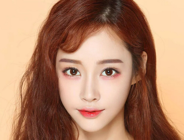 双眼皮+自体肋软骨隆鼻,丑女翻身嫁千万富豪