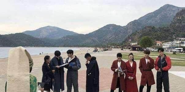 《二十四小时》胡一天成团宠,魏大勋白敬亭组