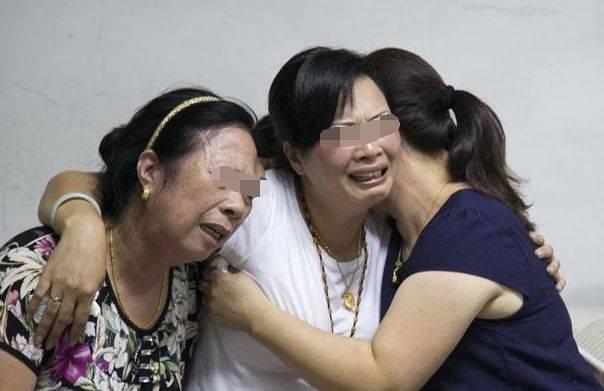 夫妻不相信女儿已死35年后一家团聚 新浪（移动端）