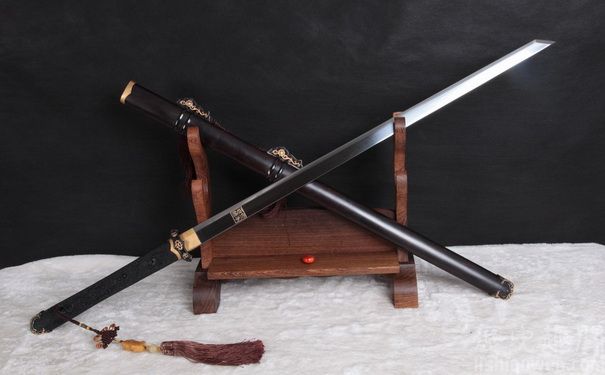 唐刀的来缘来自唐朝么 为什么中国唐刀是直的