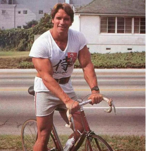 64岁成龙和71岁施瓦辛格时隔14年再度合作拍