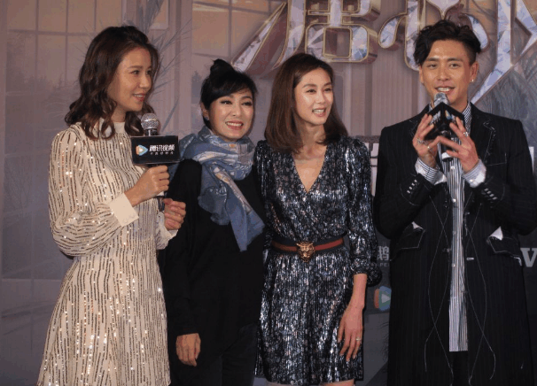 不吹不黑!《溏心风暴3》见面会黄翠如衣品显老