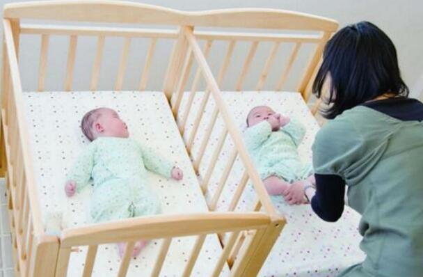 谢娜和宝宝过节感动网友, 现在全家团聚过年, 张杰献唱偶像歌曲