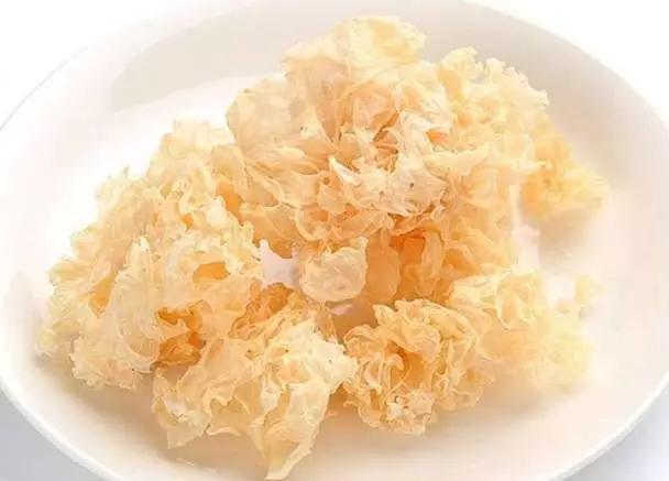 怎么挑选银木耳