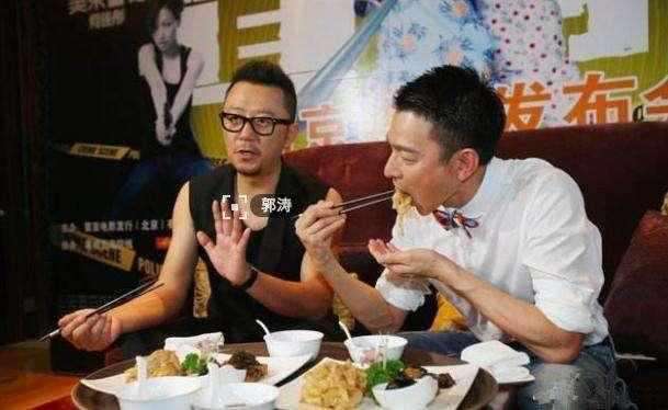 刘德华片场排队吃盒饭, 这位女星一顿饭8个菜, 还有专门休息室