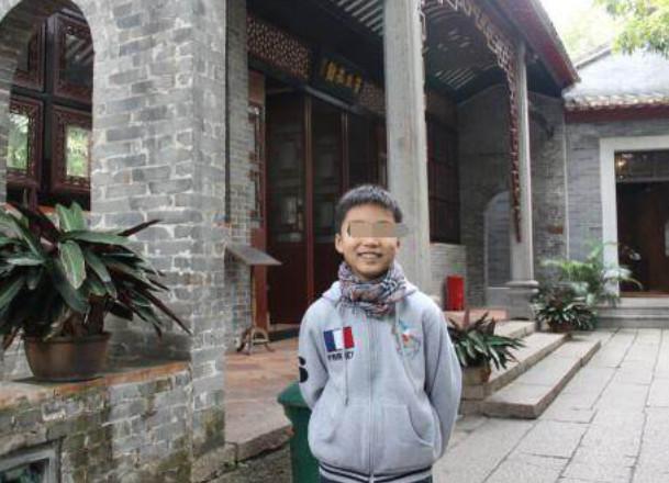 中学生沉迷游戏呆网吧一个月不回家, 男孩这句