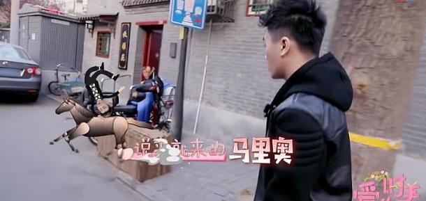 《爱的时差》何猷君遇情敌伤心离场,西柚cp