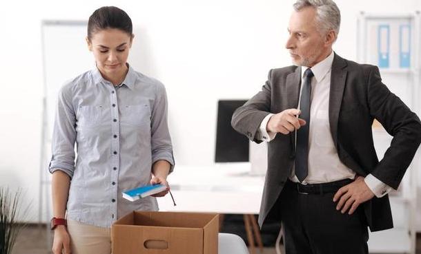 在亲戚公司上班,年底结算工资,竟然没赚钱还倒