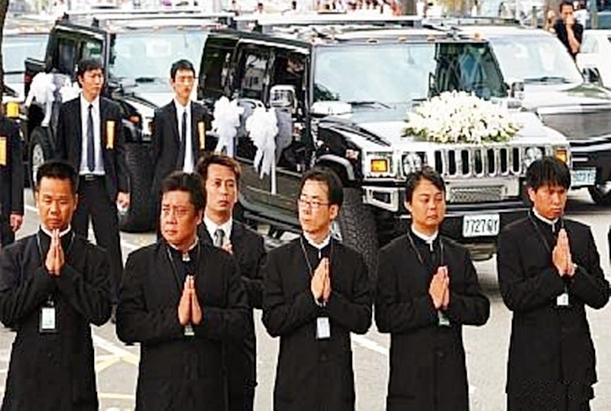 他绰号"大宝", 14岁加入四海帮45岁成帮主, 死后葬礼2