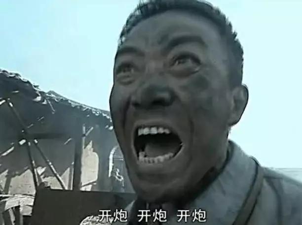 他凭借与吃鸡游戏高度符合的台词,语音包迅速