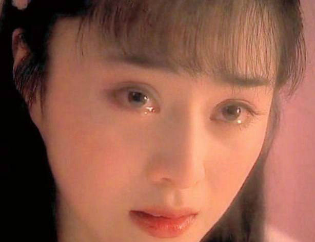 范冰冰颜值巅峰的时刻,哭的梨花带雨,网友:眼神清澈很