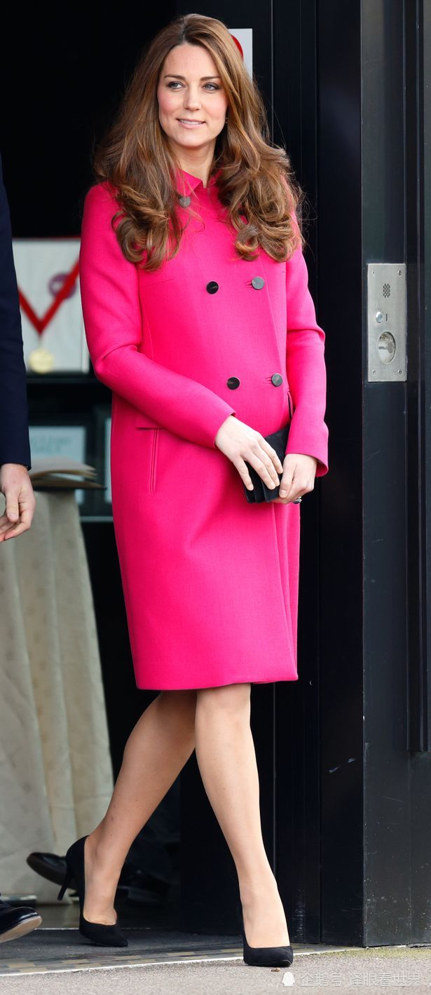 英国凯特王妃时尚进化的十五年:从青涩到成熟,36岁仍优雅美丽