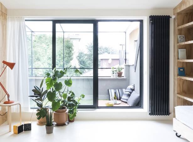 套内面积28平米,米兰的小公寓。极简设计,折叠