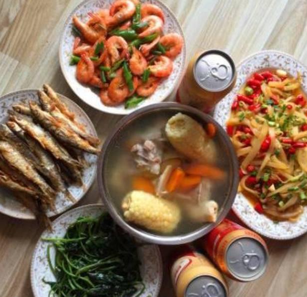 5个家庭晚餐摆在你面前,由你来选择吃,你会选择去哪家