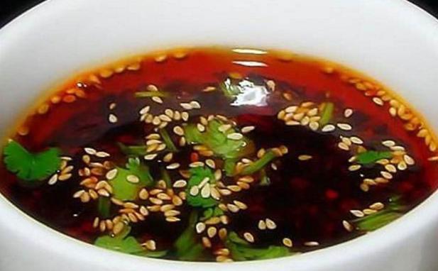 中华美食火锅,火锅的蘸料你喜欢哪种
